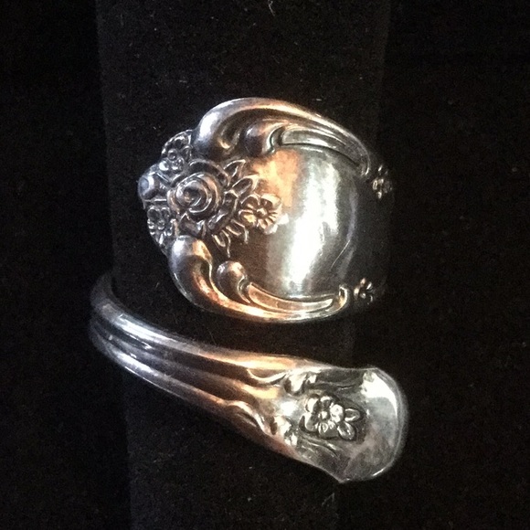 Rogers Onieda Jewelry - Dainty Vintage Spoon Ring